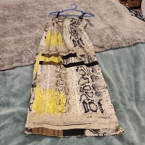 Vince Camuto Beige and Black Snake Print Maxi Dress Size XS!
